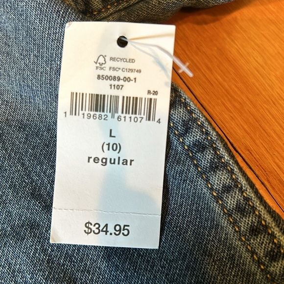 NWT Gap Kid’s Denim Button Down Size Large - Picture 3 of 4